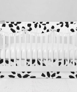 Bumperless Crib Set with Modern Skirt and Scalloped Rail Covers - Spotted Dottie
