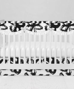 Bumperless Crib Set with Modern Skirt and Scalloped Rail Covers - Fab Flower