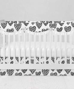 Bumperless Crib Set with Modern Skirt and Scalloped Rail Covers - Sketched Hearts